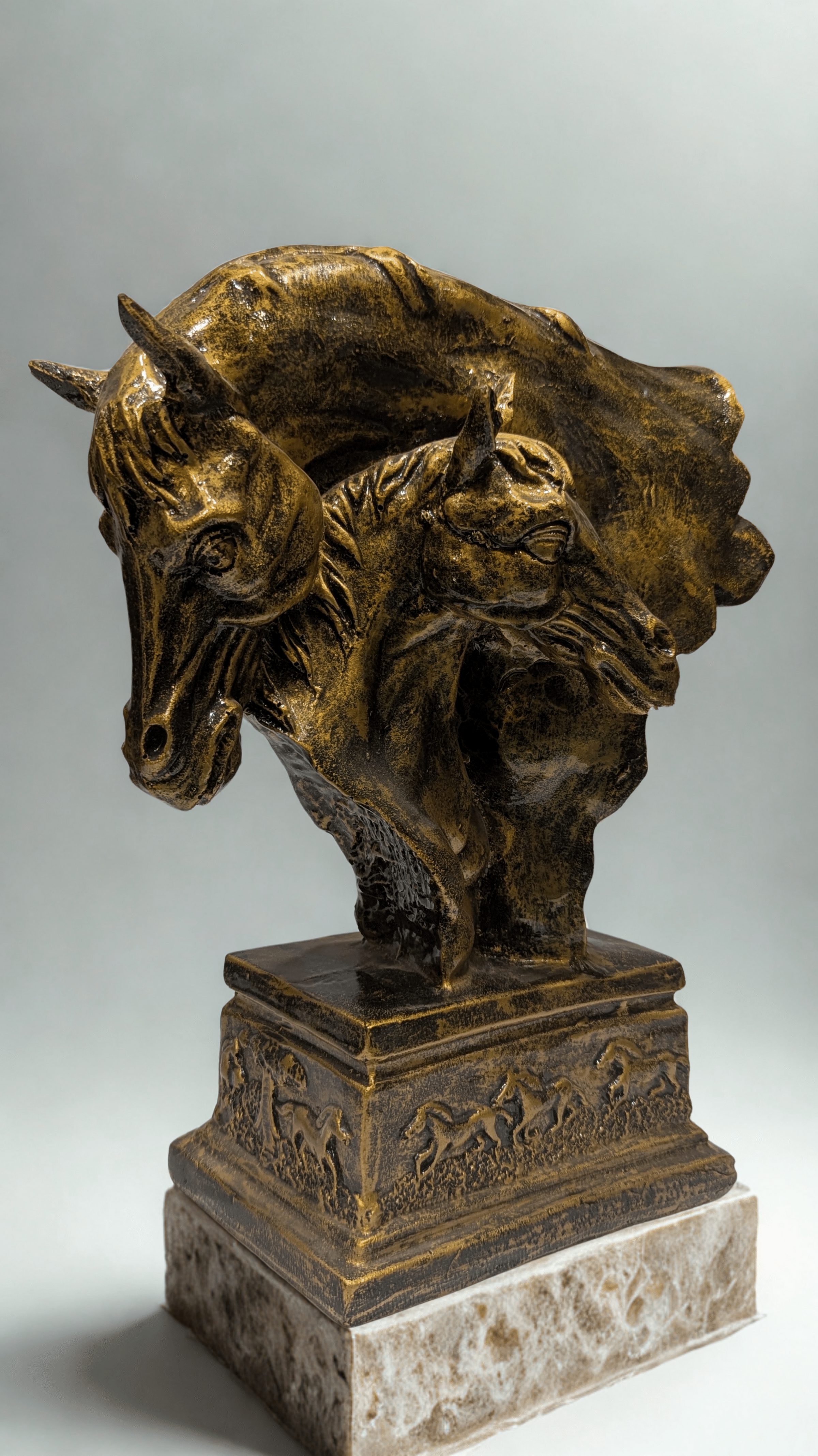 Horse Head Sculpture – Bronze & Gold Finish